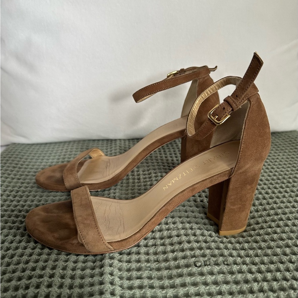 Stuart Weitzman Brown/Tan Suede Open-Toe Ankle-Strap Heels - Picture 4 of 11